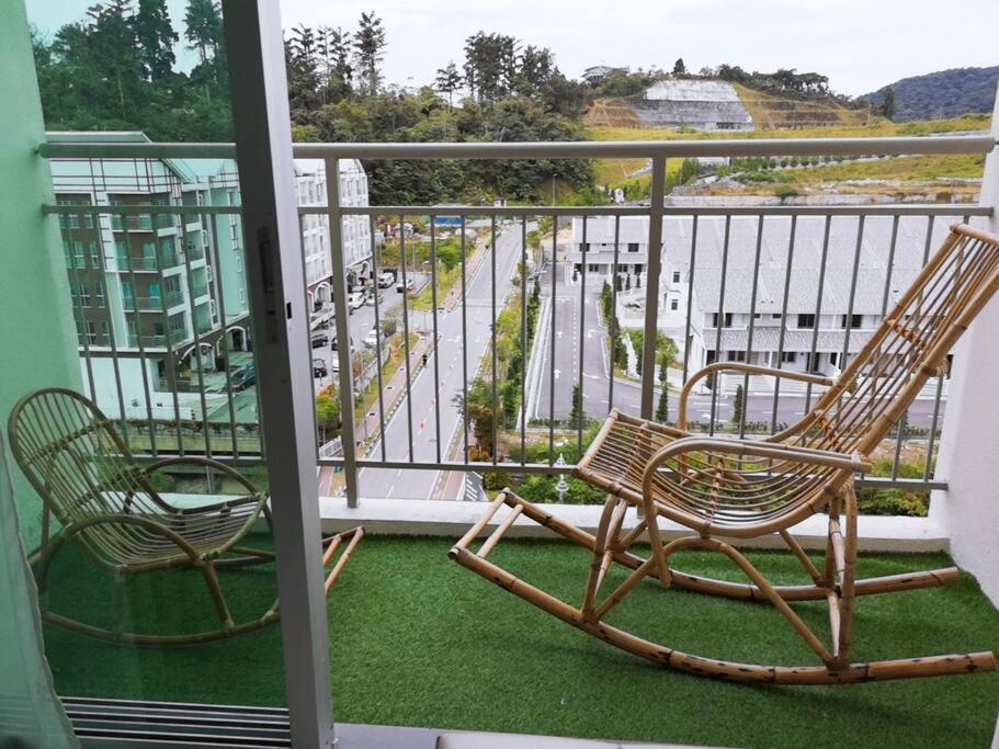 W6Warmstay@Goldenhills/3Rpenthouse/Wifi/Pasarmalamview/2Carpark ブリンチャン エクステリア 写真